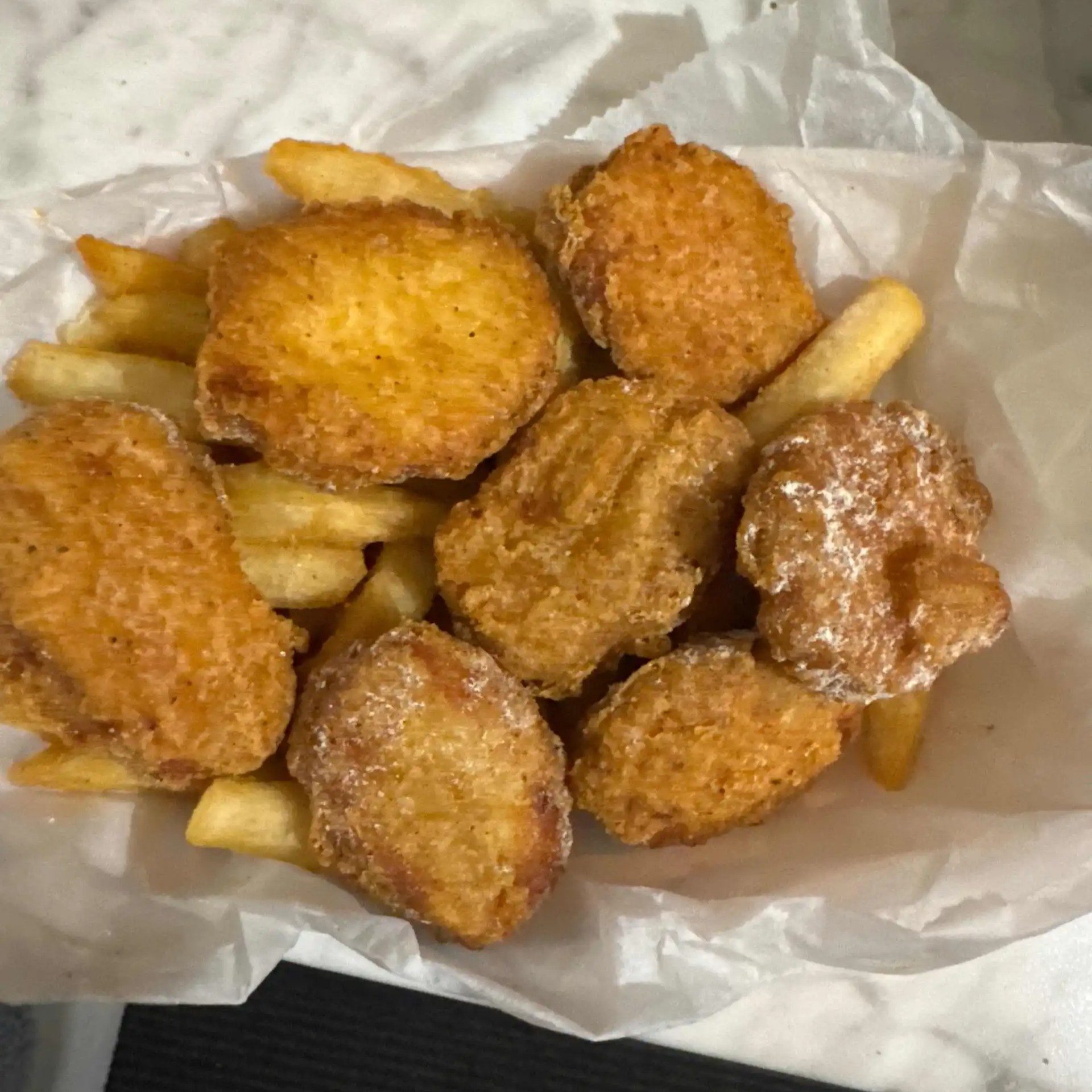 7 Pcs Chicken Nuggets.